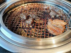 -韩烧牛中牛·甄选黑牛烤肉(黑金店)