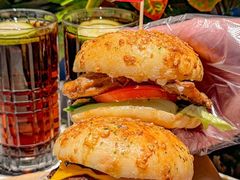 -必胜客(WOW中心城店)