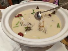 -鱼痴渔醉·食鲜集(月亮湾店)