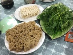 -天天向上素食餐厅(五台山店)