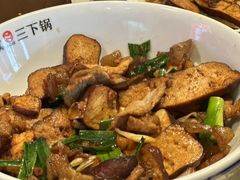 -富正毅三下锅·湘西韵味(天门山索道店)