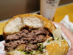 -The Habit Burger Grill 哈比特汉堡(爱琴海店)