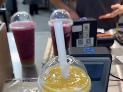 -喜茶(上海淮海中路渔阳里店)