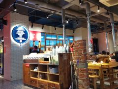 大堂-么肆烤肉·中式自助·烤肉大排档(街道口季佳PAI店)