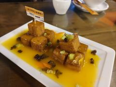 -隔壁老王·家常云南菜(花巷店)