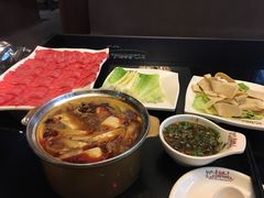 -鲁西肥牛(九方购物中心店)