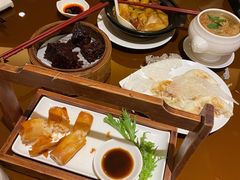 -广州中心皇冠假日酒店·百粤楼