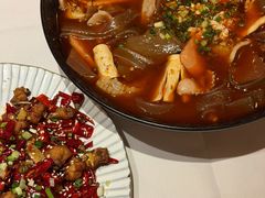 招牌毛血旺-龙门阵茶屋川菜馆(武康路店)