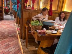 -老滇山寨•云南特色菜•地方菜•民族风情歌舞表演(金碧店)