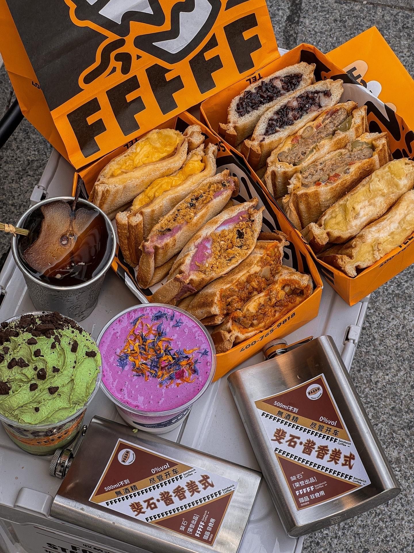 广州?jojo街这家三明治?咖啡☕️专门店好时髦