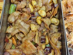 -老东镇啤酒屋海鲜加工·蒸汽海鲜·海鲜烧烤(台东店)