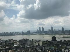 自助餐蛋糕-东方豪景花园酒店·怡景旋转餐厅