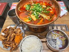 -成都你六姐·牛肉冒菜(城市集市合生汇店)