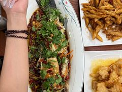 -东北风味思缘食府(对湖路店)