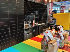 -麦当劳(中二横路店)