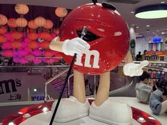 -m豆巧克力世界(上海世茂广场店)