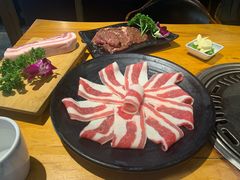 -唯成•韩国炭火烤肉 유성고기