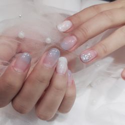 -孔雀手美甲美睫护理