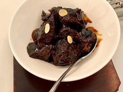 文火焖牛肉-醉辉皇上海之巅(上海中心大厦店)