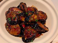 -八府香鸭·啫啫煲(华山路店)