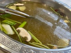 -乡土黄·鲜牛肉火锅·小龙虾(兴业街店)