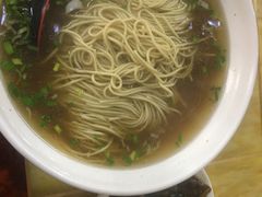 -老陆稿荐(西中市店)