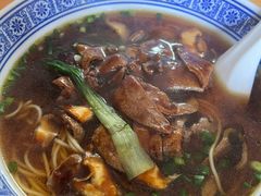 -沪西老弄堂面馆(定西路店)