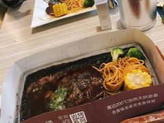 -必胜客(WOW贺州灵峰店)