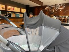-星巴克(深圳龙华和平里店)