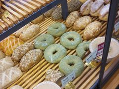 -焙丽拾光(麦凯乐直营店)