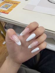 -尤米一站式美甲美睫