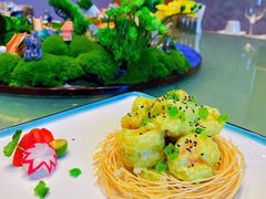 芥香奇妙大虾球-广州天河合景福朋喜来登酒店 · 聚味轩中餐厅