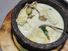 -宝燕壹号景观餐厅(龙盛国际商业广场店)