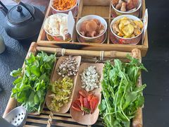 -菌自由丨野生菌火锅特色庭院餐厅(丽江古城店)