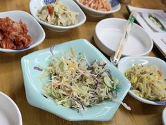 -亲昵春川鸡排(韩国美食街店)