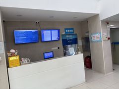 -沈坚强游泳俱乐部(武宁南路店)