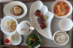 -馨月汇·一悦馨香月子中心(前滩店)