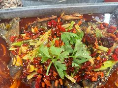 -路边边地标烧烤·川菜·小龙虾·音乐酒馆(良乡长虹店)