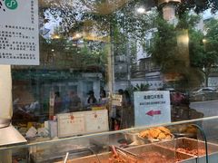 -老黄记手撕烤兔(玉林街店)