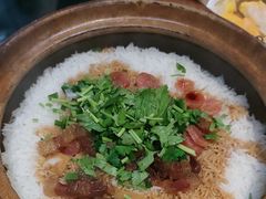 腊味煲仔饭-百年果林椰子鸡(中洲店)