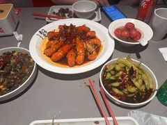 -龙巢盱眙龙虾·牛蛙·烧烤宵夜(八卦岭店)