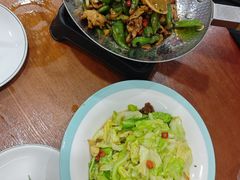 -湖南人家湘菜馆(镇江路店)