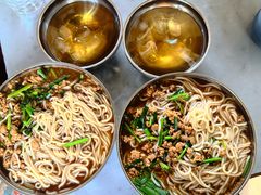 小碗瘦肉-正宗杨记普洱酸醋米线(总店)