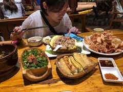 -老滇山寨•云南特色菜•地方菜•民族风情歌舞表演(金碧店)