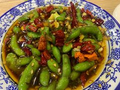 -江城燕子大排档(江汉路步行街店)