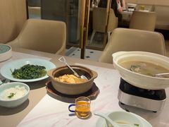 -荷花亭·湖北融合菜(中商广场店)