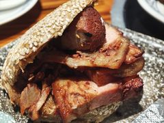 -老天桥酱肉烧饼夹肘子(天桥店)