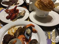 -四海一家自助餐(益田假日广场店)