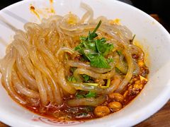 -万记麻辣烫国展总店
