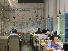 -莲餐厅·湖北菜·潜江小龙虾店(愚园路店)
